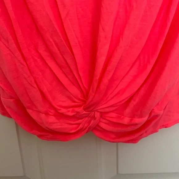 NWT Calvin Klein “electric Salmon” workout top XL. - Picture 4 of 5